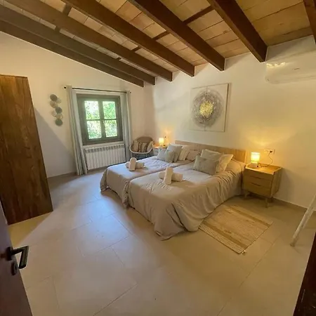 Dakota, Modern With Private Pool And Garden 5 Min From The * Pollenca