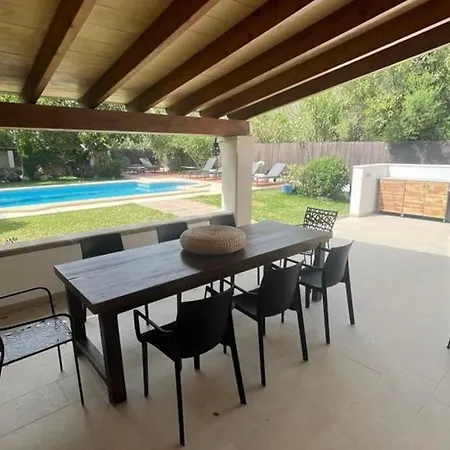 Dakota, Modern With Private Pool And Garden 5 Min From The * Pollenca
