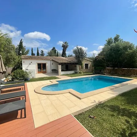 Dakota, Modern With Private Pool And Garden 5 Min From The *
